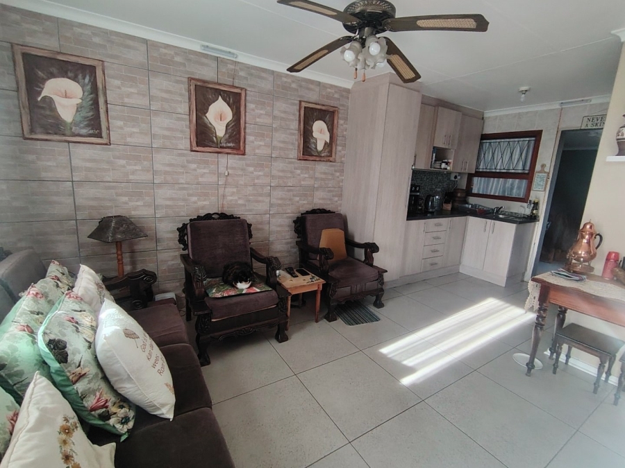 2 Bedroom Property for Sale in Sherwood Eastern Cape